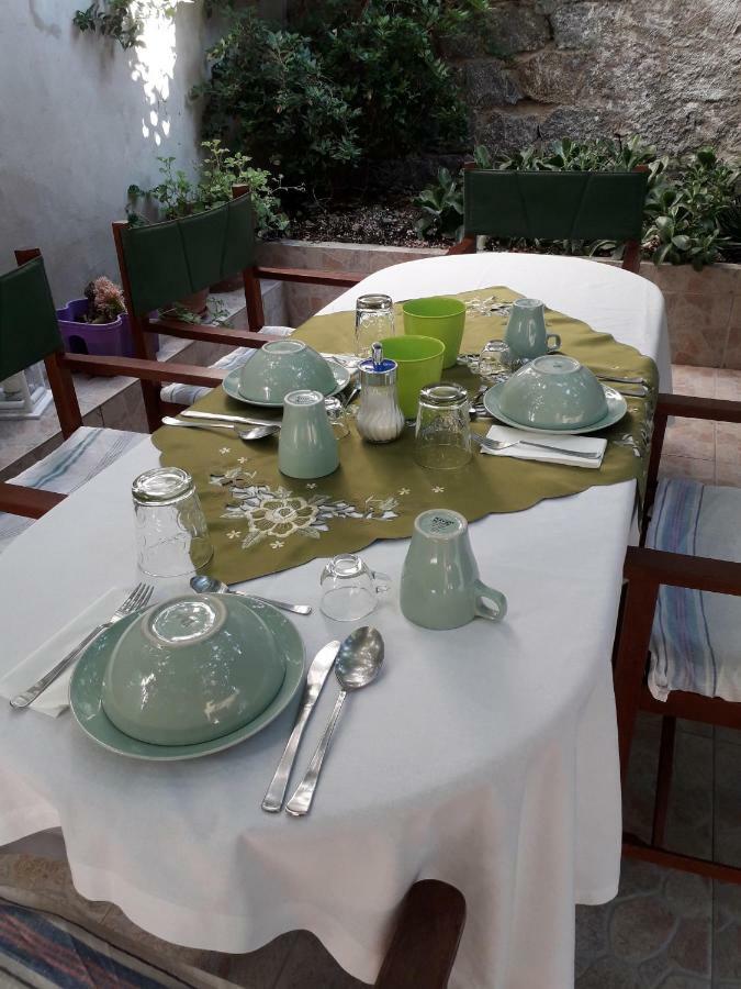 La Collina Dei Ciliegi Bed & Breakfast Sarule Екстериор снимка